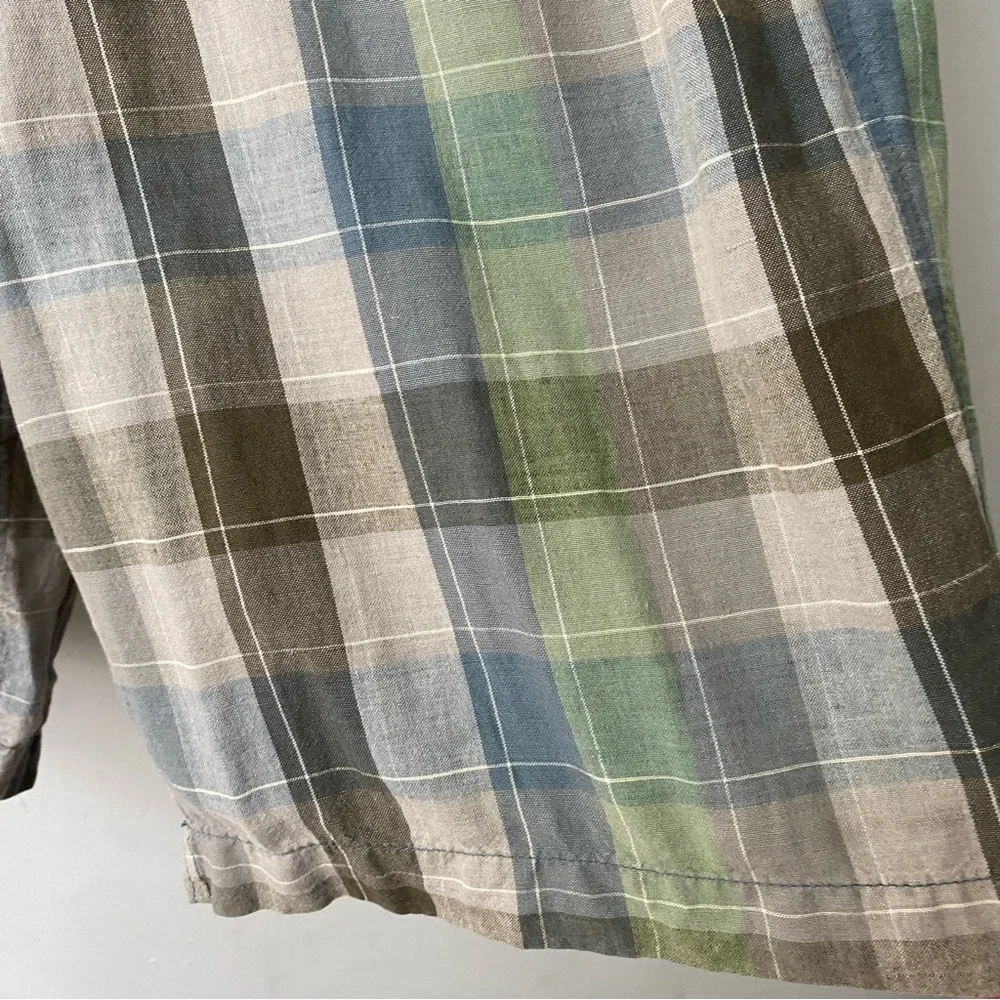 Banana Republic Linen Check Plaid Shorts